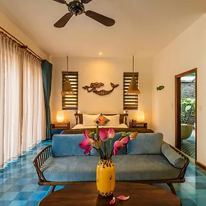 Beachside Boutique Hội An
